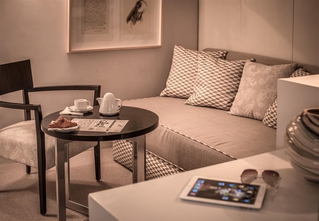 47Luxurysuites - Trevi Rom Zimmer foto